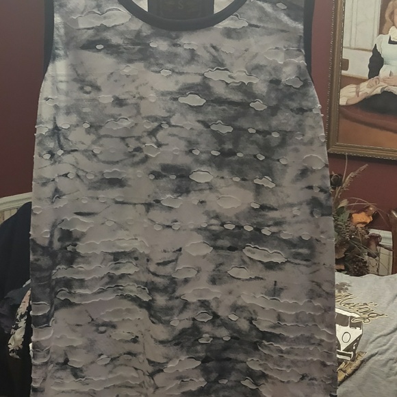 Tank top - Picture 4 of 4